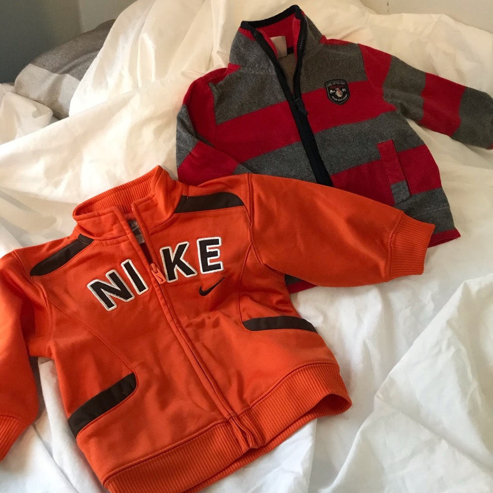Nike jacket and Carter’s jacket. Like new condition size 12 mo
